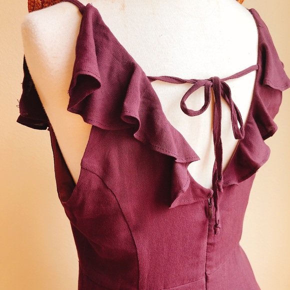 Ivy+Main Ruffle Summer Dress in Plum - Picture 3 of 4